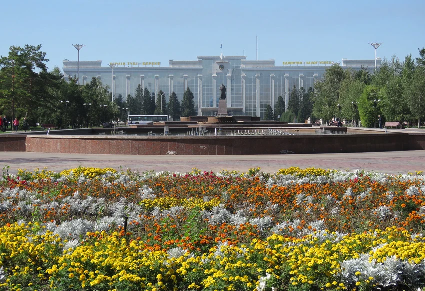 Цветники на площади 20 тыс кв м разобьют в Усть-Каменогорске